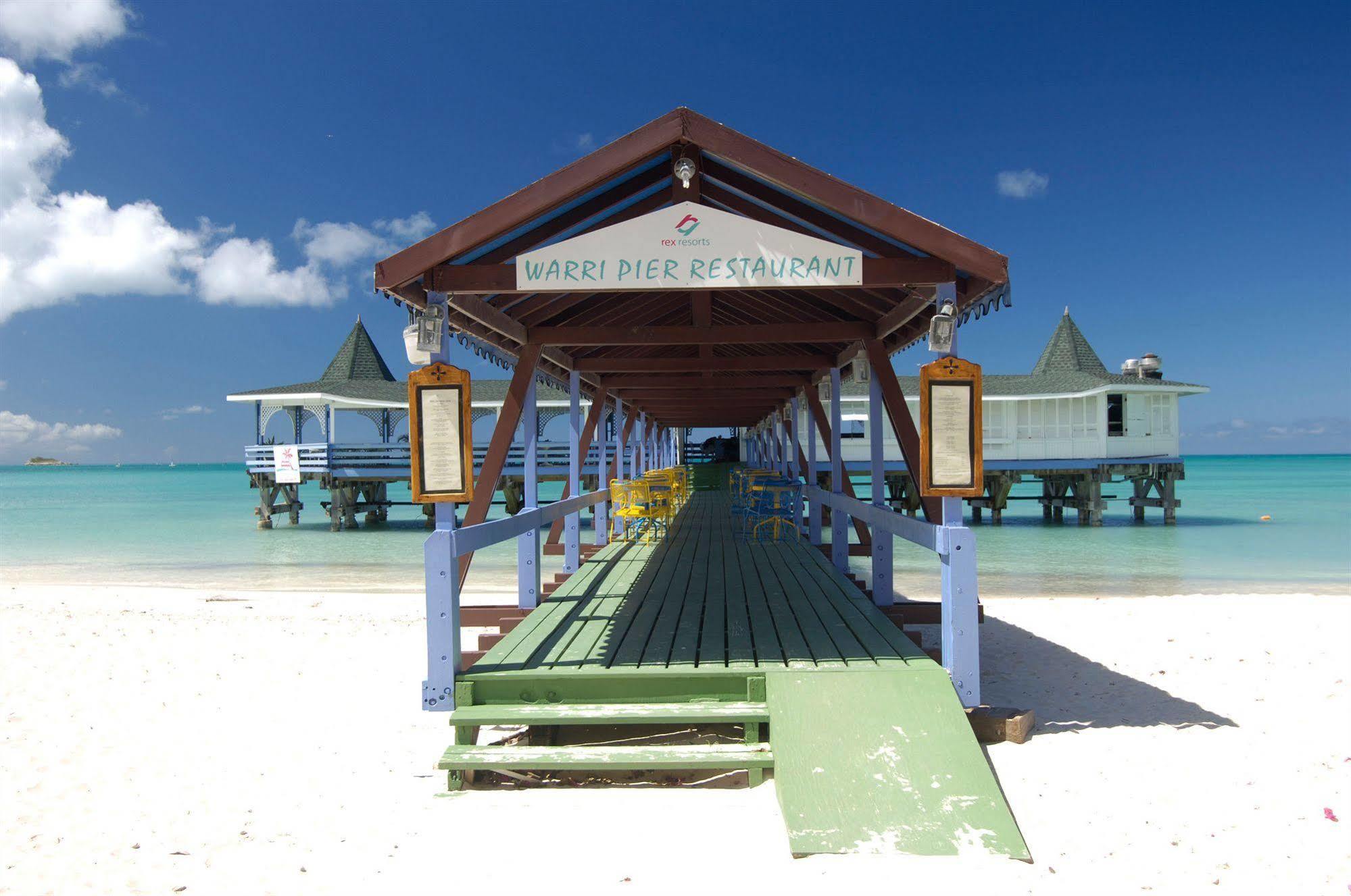 Starfish Halcyon Cove Hotel Dickenson Bay Ngoại thất bức ảnh