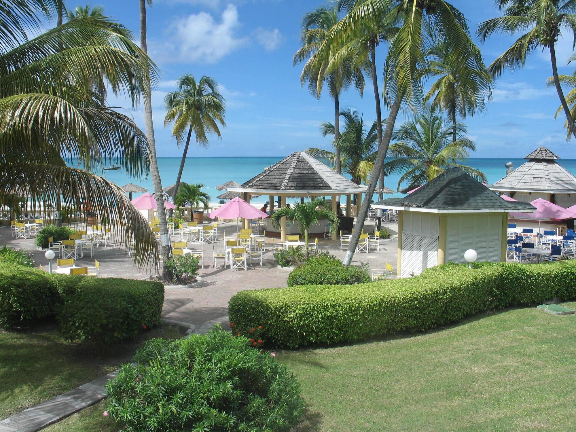 Starfish Halcyon Cove Hotel Dickenson Bay Ngoại thất bức ảnh