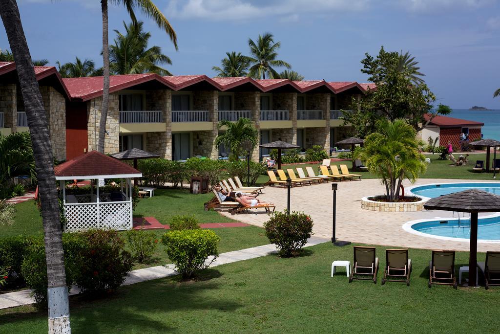 Starfish Halcyon Cove Hotel Dickenson Bay Ngoại thất bức ảnh